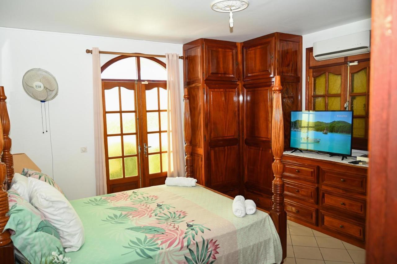 Villa D Ennry Pointe-Noire Buitenkant foto